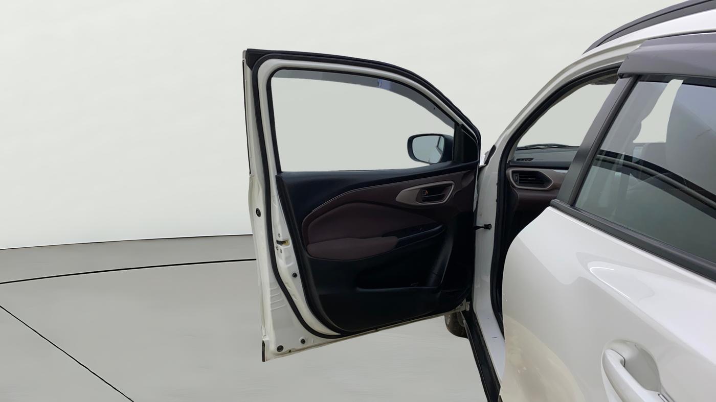 2025 Maruti FRONX DELTA PLUS 1.2L AGS, Petrol, Automatic, 9,784 km, LHS Front Door