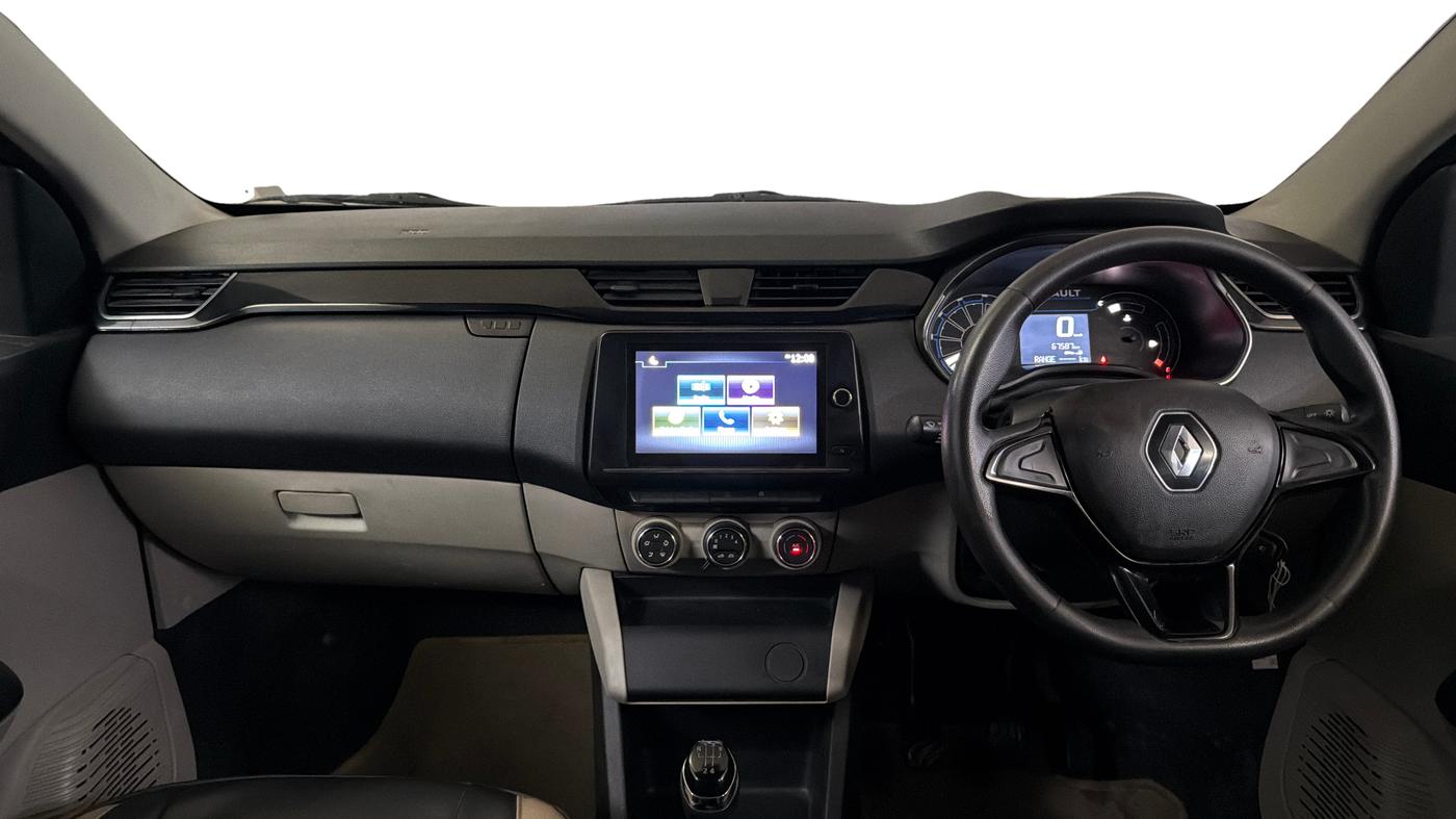 2019 Renault TRIBER RXT, Petrol, Manual, 67,579 km, Dashboard
