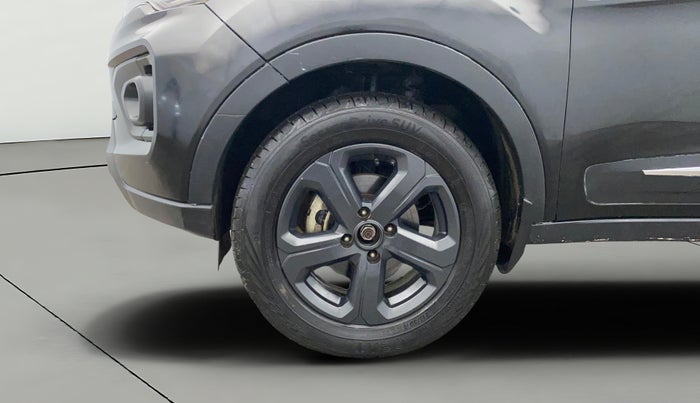 2021 Tata NEXON XZ PLUS (O) PETROL DARK EDITION, Petrol, Manual, 1,22,091 km, Left Front Wheel