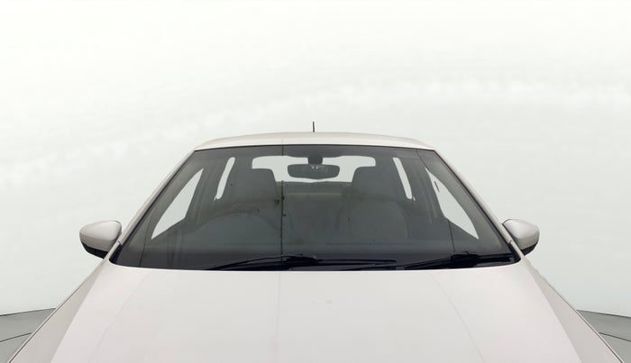 2016 Volkswagen Ameo HIGHLINE1.5L, Diesel, Manual, 69,246 km, Front Windshield