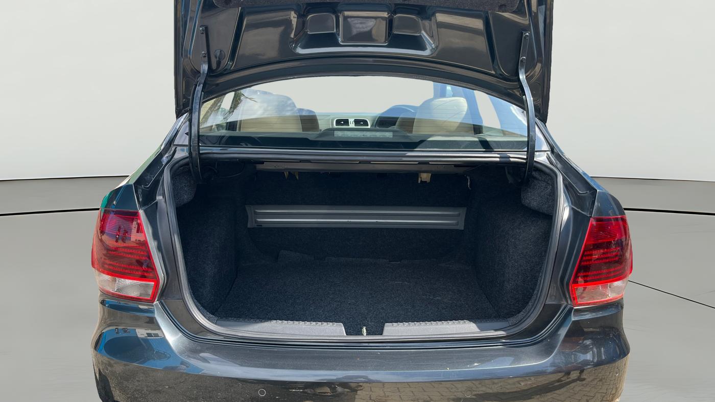 2016 Volkswagen Vento HIGHLINE PETROL AT, Petrol, Automatic, 25,550 km, Boot Open Zoomed View