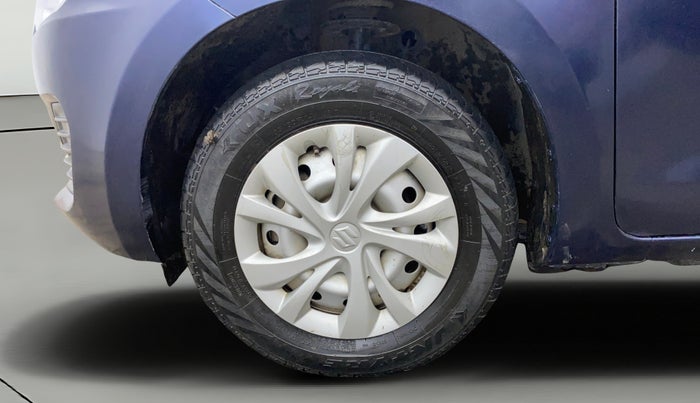 2023 Maruti Swift LXI, Petrol, Manual, 51,489 km, Left Front Wheel