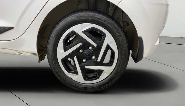 2024 Hyundai GRAND I10 NIOS SPORTZ AMT 1.2 KAPPA VTVT, Petrol, Automatic, 5,127 km, Left Rear Wheel