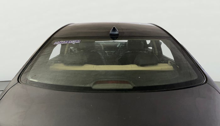 2014 Hyundai Verna FLUIDIC 1.6 VTVT SX AT, Petrol, Automatic, 27,810 km, Rear Windshield