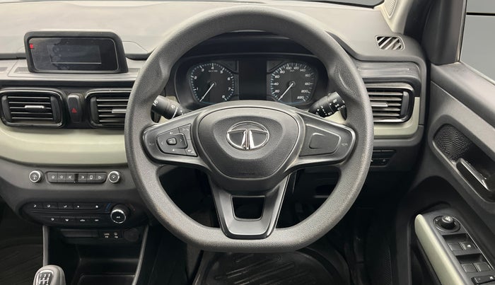 2022 Tata PUNCH ADVENTURE MT, Petrol, Manual, 73,168 km, Steering Wheel Close Up