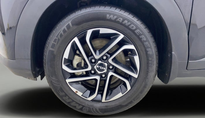 2022 KIA CARENS PRESTIGE PLUS 1.5 DIESEL 7 STR, Diesel, Manual, 21,470 km, Left Front Wheel