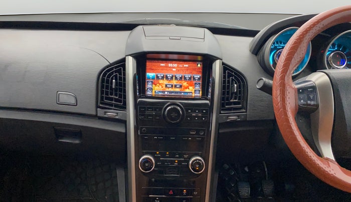 2020 Mahindra XUV500 W9, Diesel, Manual, 1,11,913 km, Air Conditioner