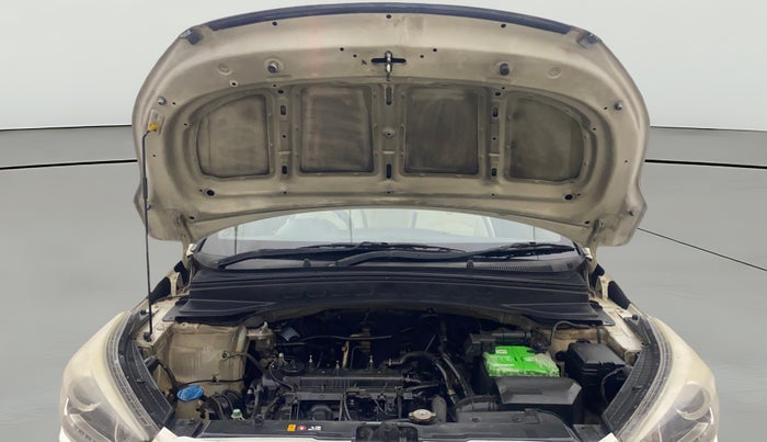 2017 Hyundai Creta SX PLUS 1.6 PETROL, Petrol, Manual, 80,913 km, Open Bonet