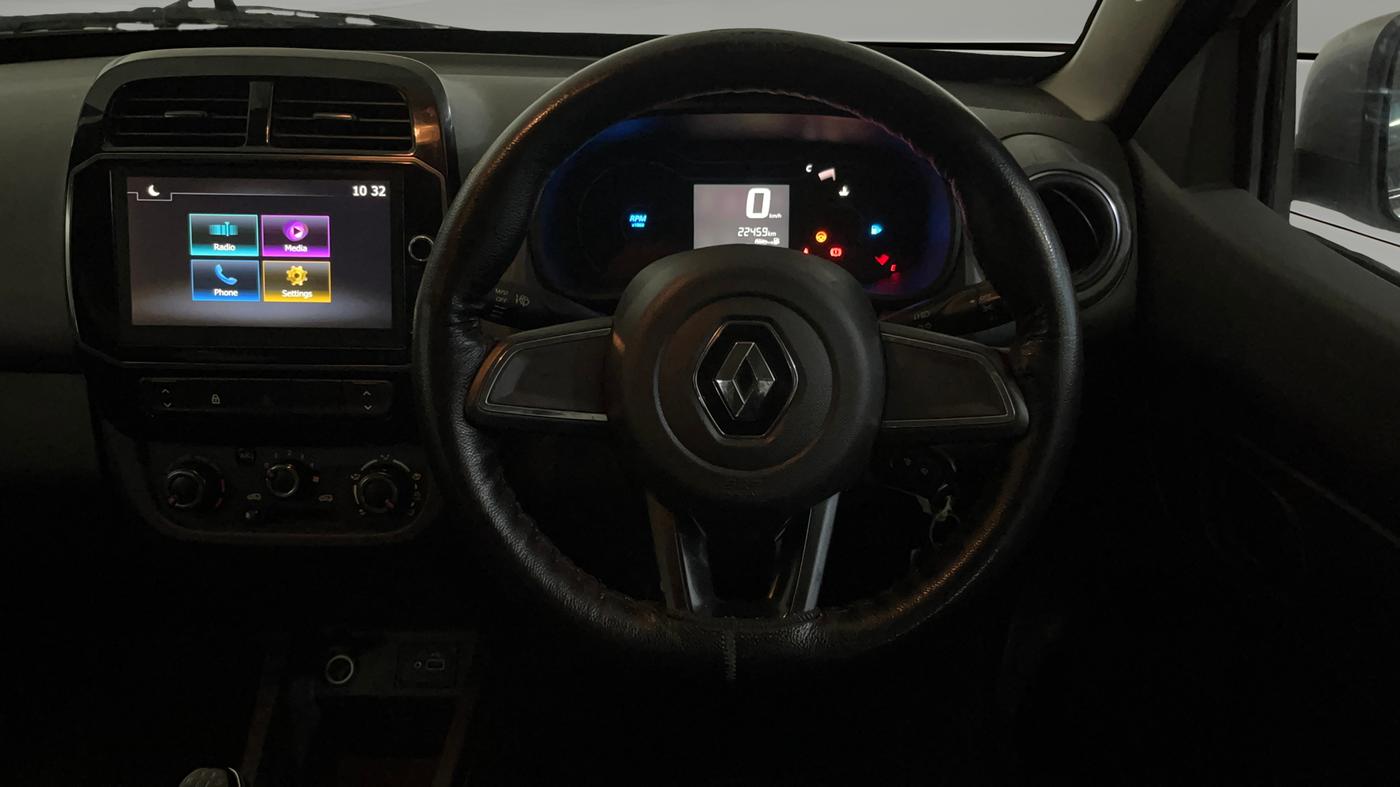 2022 Renault Kwid RXT 1.0 (O), Petrol, Manual, 22,458 km, Steering Wheel Close Up
