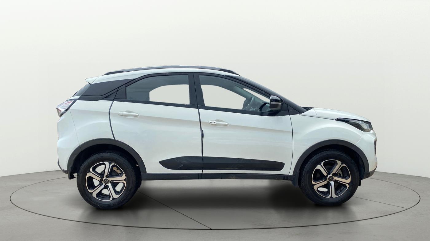 2023 Tata NEXON XZ PLUS DIESEL, Diesel, Manual, 71,131 km, Right Side View