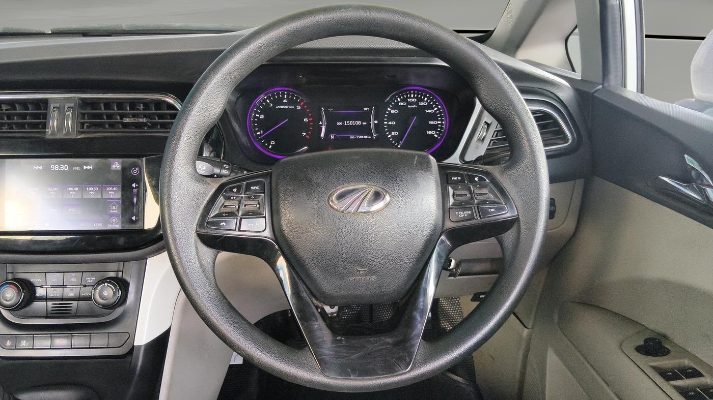2019 Mahindra MARAZZO M8 7 STR, Diesel, Manual, 1,50,091 km, Steering Wheel Close Up