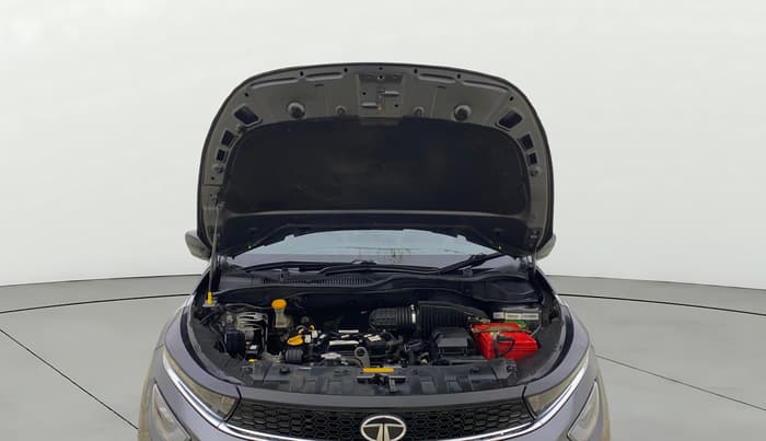 2021 Tata ALTROZ XT PETROL, Petrol, Manual, 32,075 km, Open Bonet