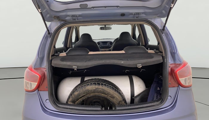 2017 Hyundai Grand i10 SPORTZ 1.2 KAPPA VTVT, CNG, Manual, 51,423 km, Boot Open Zoomed View