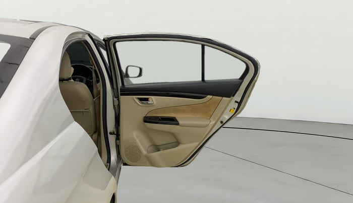 2015 Maruti Ciaz ZXI, Petrol, Manual, 44,023 km, RHS Rear Door