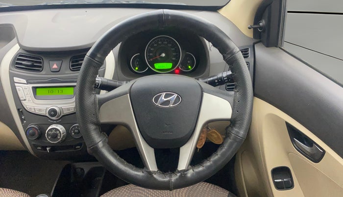2017 Hyundai Eon SPORTZ, Petrol, Manual, 16,551 km, Steering Wheel Close Up