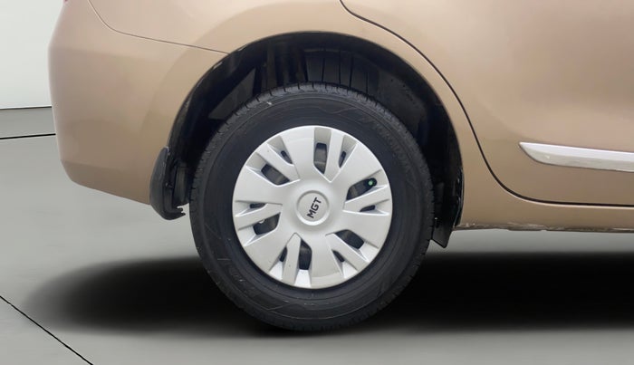 2018 Maruti Dzire VDI AMT, Diesel, Automatic, 1,08,114 km, Right Rear Wheel