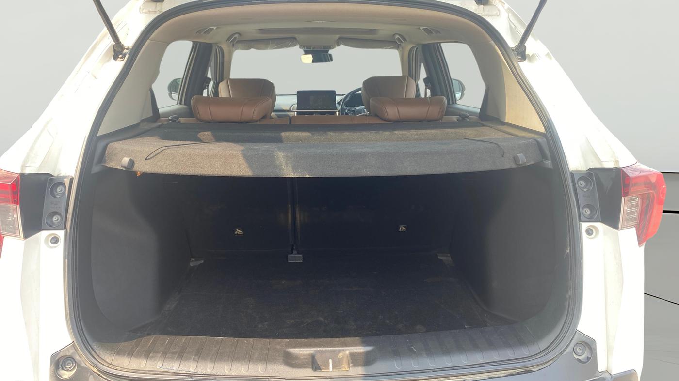 2023 Honda ELEVATE ZX MT, Petrol, Manual, 63,765 km, Boot Open Zoomed View