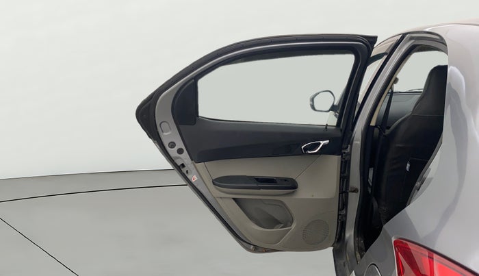 2018 Tata Tiago XZ DIESEL, Diesel, Manual, 95,705 km, LHS Rear Door