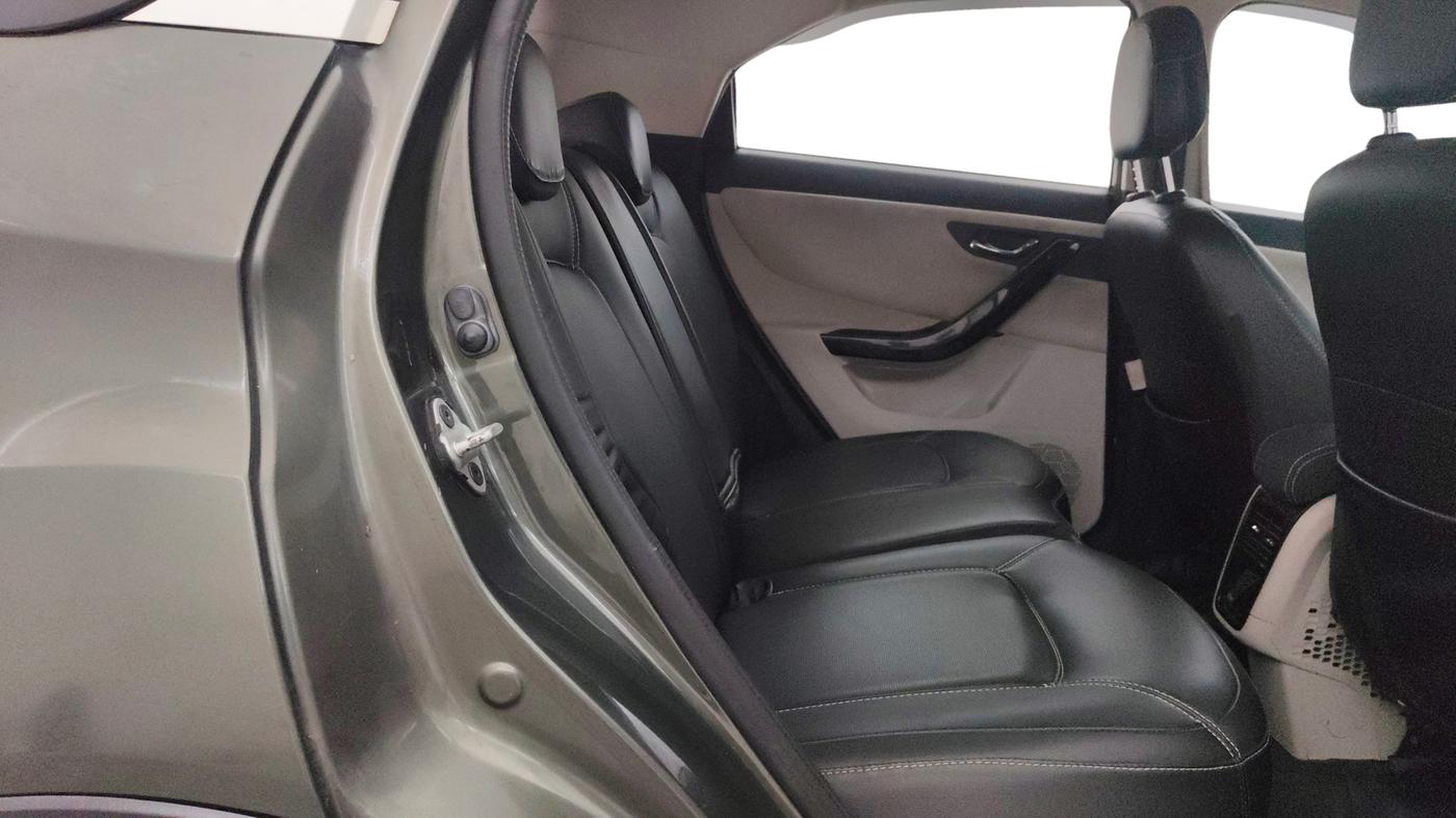 2021 Tata NEXON XZA PLUS (O) PETROL, Petrol, Automatic, 36,178 km, Right Side Rear Door Cabin