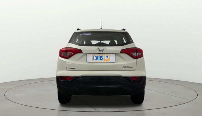 2022 Mahindra XUV300 W6 1.2 PETROL AMT, Petrol, Automatic, 89,973 km, Back/Rear
