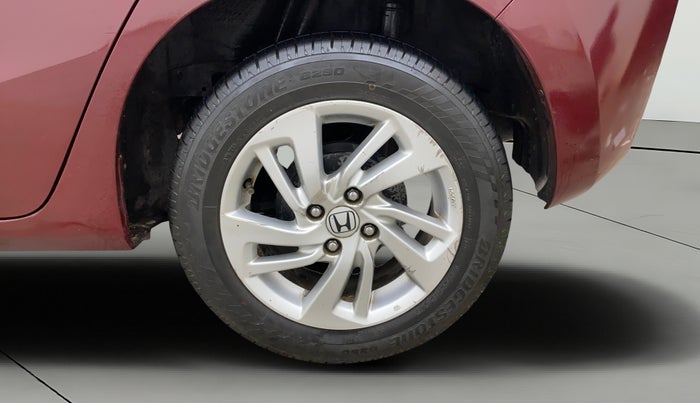 2015 Honda Jazz 1.2L I-VTEC V AT, Petrol, Automatic, 1,03,960 km, Left Rear Wheel