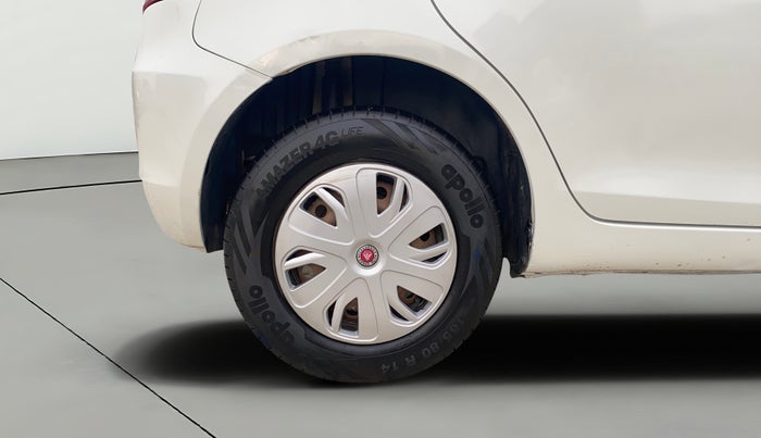 2013 Maruti Swift VDI, Diesel, Manual, 91,200 km, Right Rear Wheel