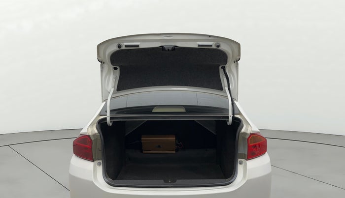 2017 Honda City 1.5L I-VTEC V MT, Petrol, Manual, 55,213 km, Boot Door Open