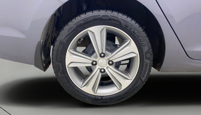 2018 Hyundai Verna 1.6 VTVT SX O, Petrol, Manual, 59,644 km, Right Rear Wheel