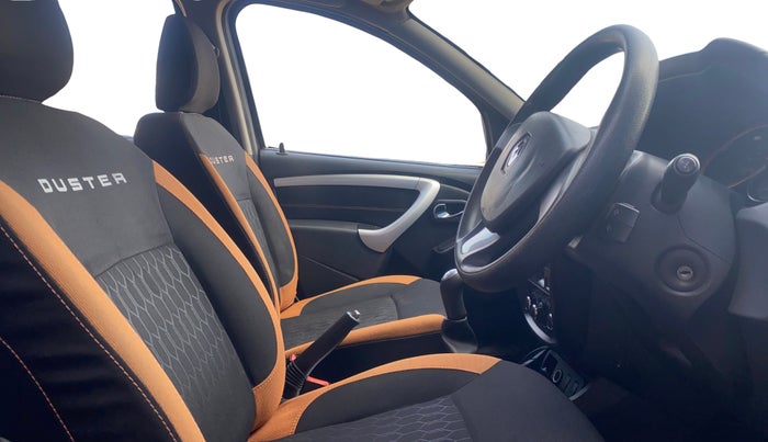 2016 Renault Duster 85 PS RXL DIESEL, Diesel, Manual, 76,902 km, Right Side Front Door Cabin