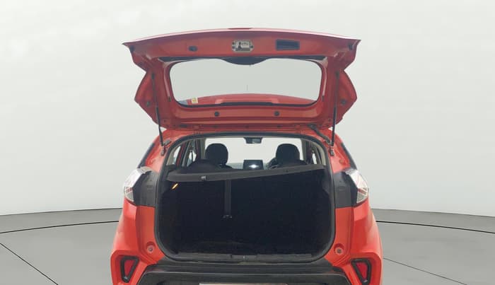 2021 Tata NEXON XMA SUNROOF DIESEL, Diesel, Automatic, 1,09,366 km, Boot Door Open