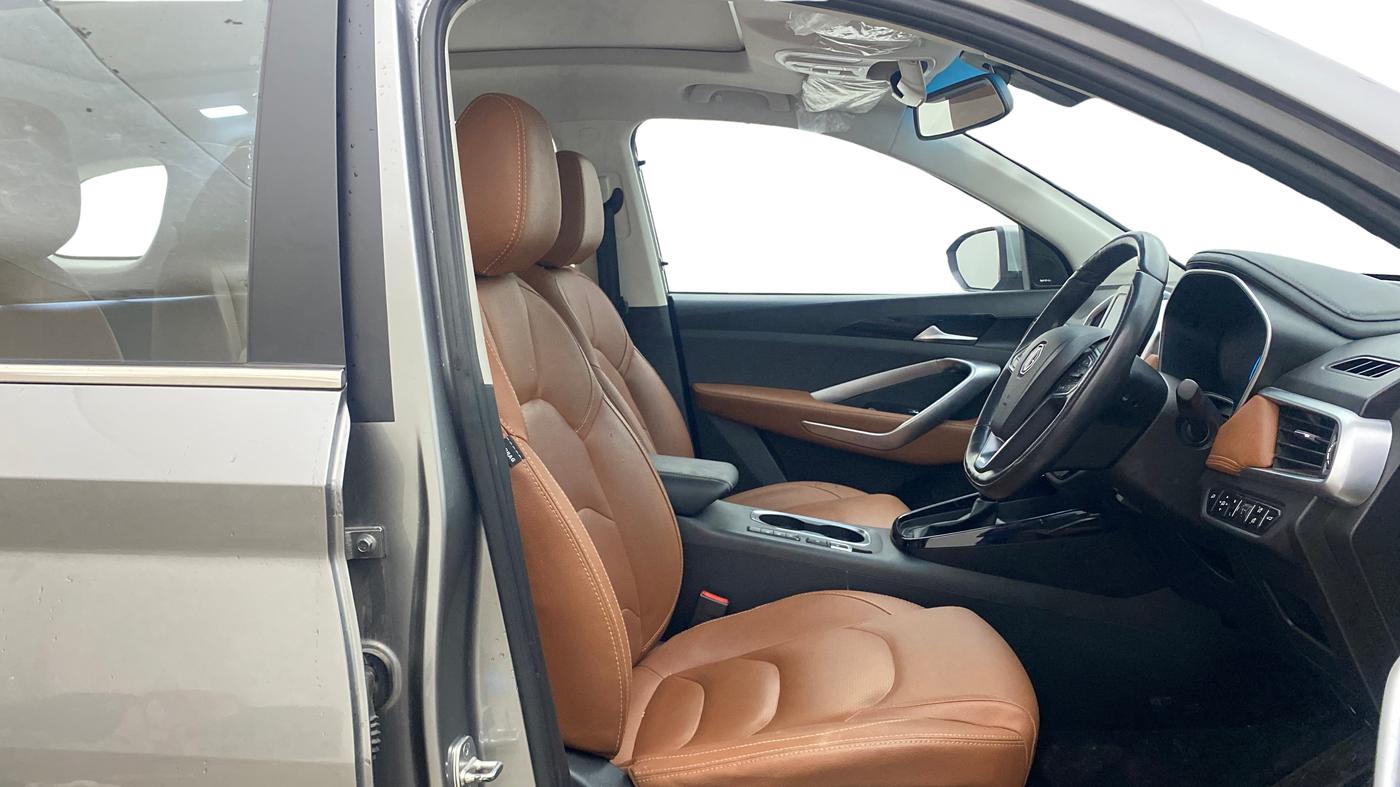 2020 MG HECTOR PLUS SHARP 1.5 PETROL TURBO DCT 6-STR, Petrol, Automatic, 41,145 km, Right Side Front Door Cabin