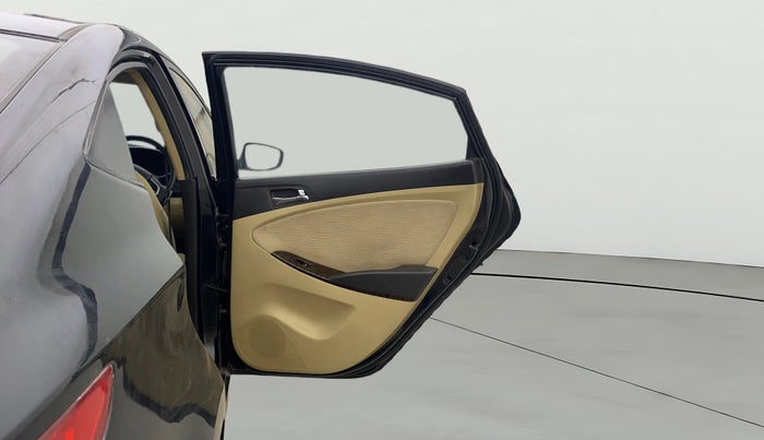 2013 Hyundai Verna FLUIDIC 1.6 VTVT EX, Petrol, Manual, 81,058 km, RHS Rear Door