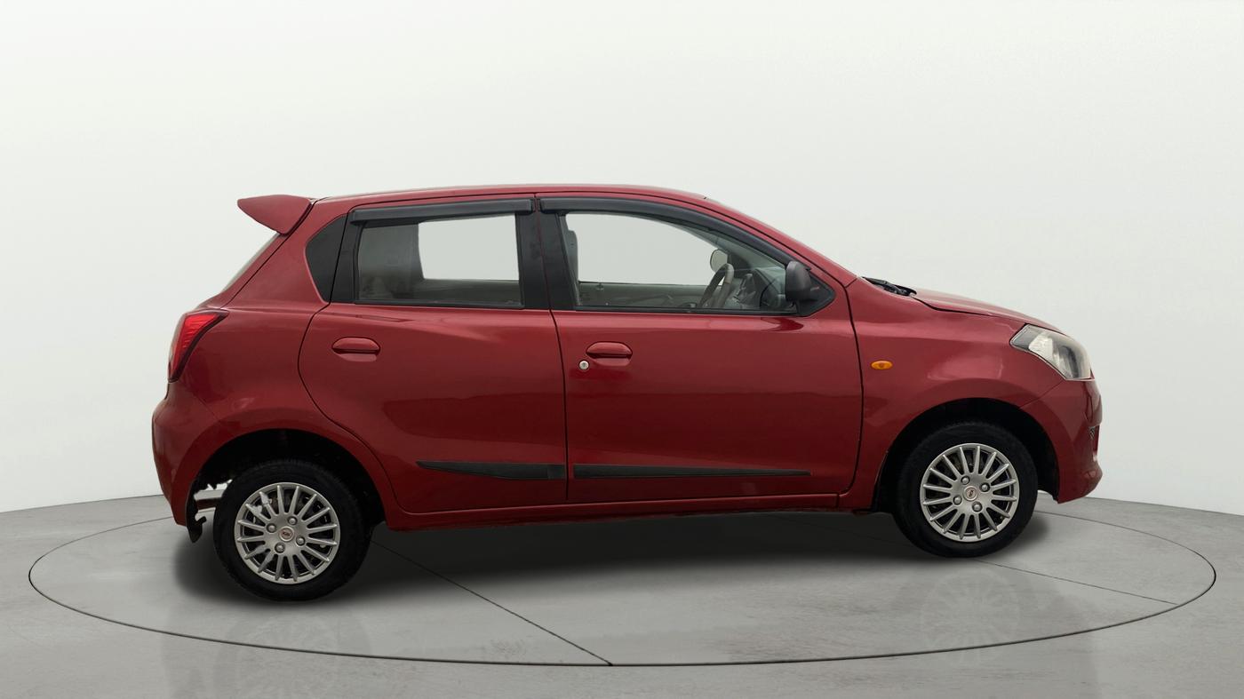 2015 Datsun Go T, Petrol, Manual, 79,403 km, Right Side View