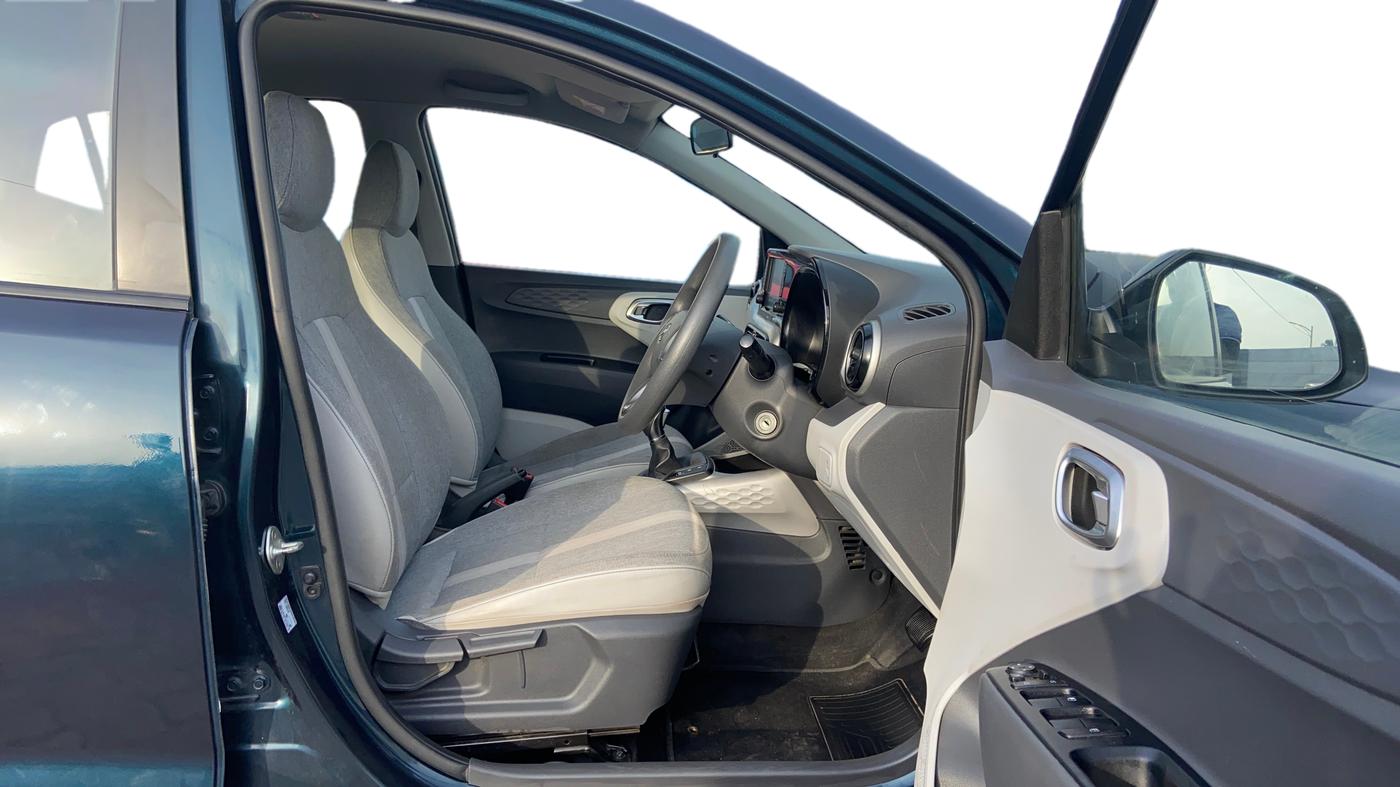 2021 Hyundai GRAND I10 NIOS SPORTZ AMT 1.2 KAPPA VTVT, Petrol, Automatic, 30,486 km, Right Side Front Door Cabin