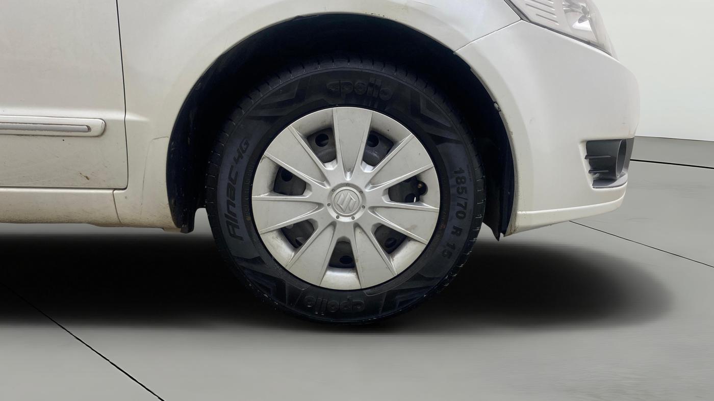 2014 Maruti SX4 VXI, Petrol, Manual, 1,08,881 km, Right Front Wheel