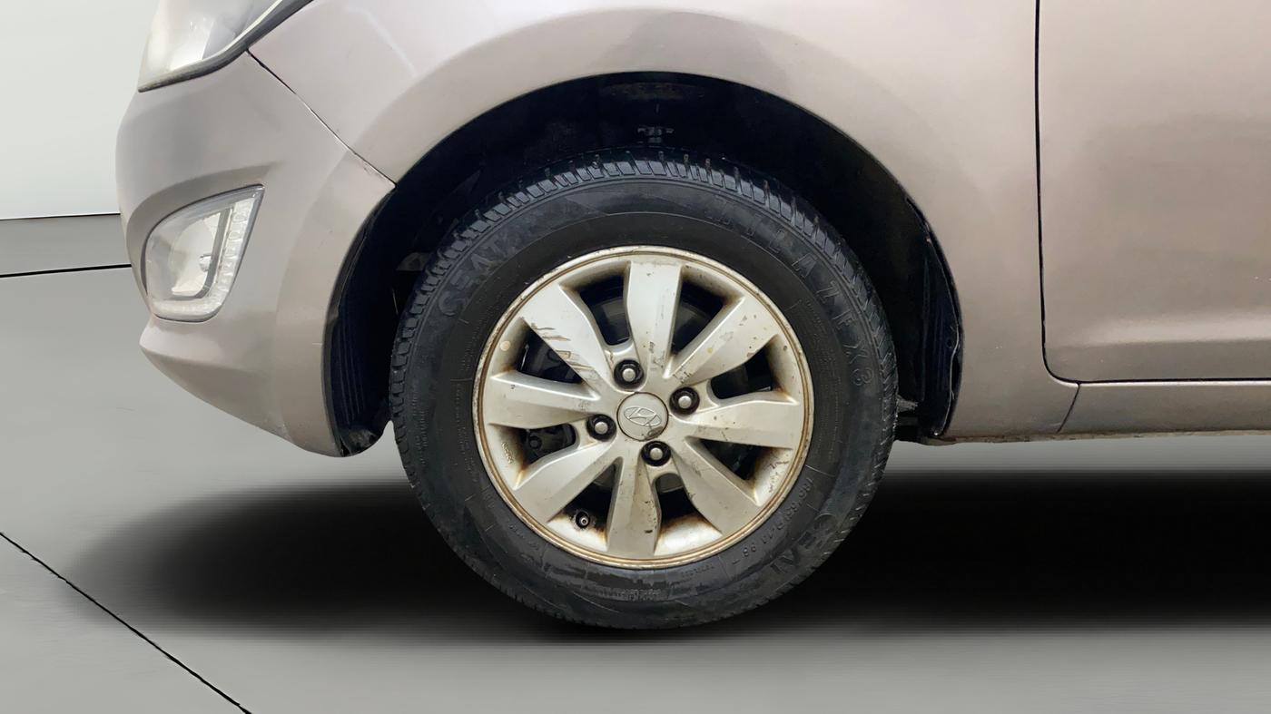 2013 Hyundai i20 SPORTZ 1.4 CRDI, Diesel, Manual, 1,46,594 km, Left Front Wheel