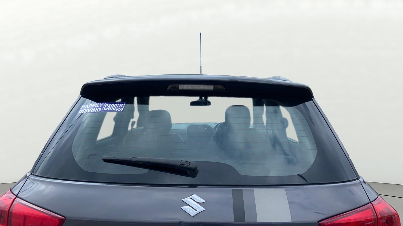 2018 Maruti Vitara Brezza ZDI PLUS AMT, Diesel, Automatic, 1,37,417 km, Rear Windshield