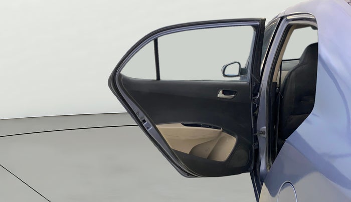 2014 Hyundai Xcent S (O) 1.2, Petrol, Manual, 1,40,022 km, LHS Rear Door