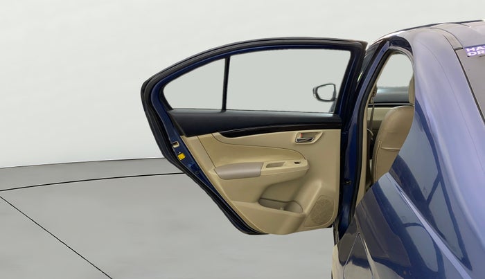 2017 Maruti Ciaz DELTA 1.4 MT PETROL, CNG, Manual, 1,21,751 km, LHS Rear Door