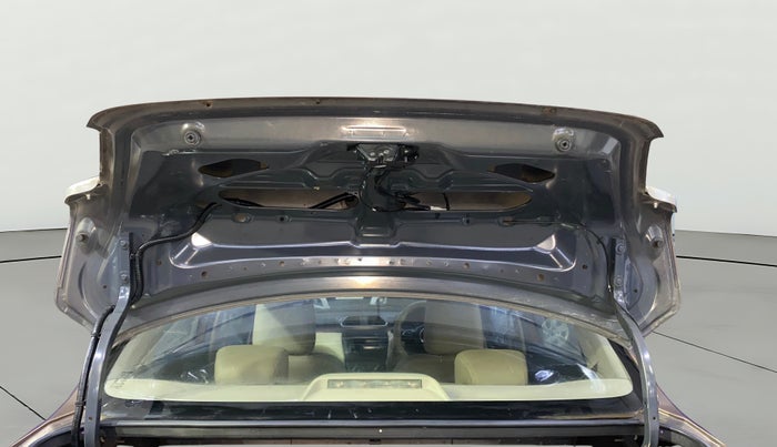 2018 Maruti Dzire VXI, Petrol, Manual, 32,318 km, Boot Door Open