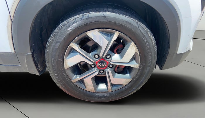 2020 KIA SONET GTX PLUS 1.0 DCT, Petrol, Automatic, 1,35,170 km, Right Front Wheel