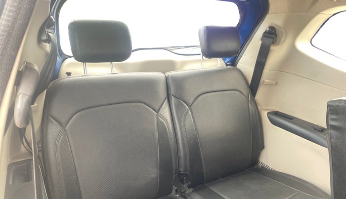 2022 Renault TRIBER RXZ, Petrol, Manual, 20,165 km, Third Seat Row ( optional )