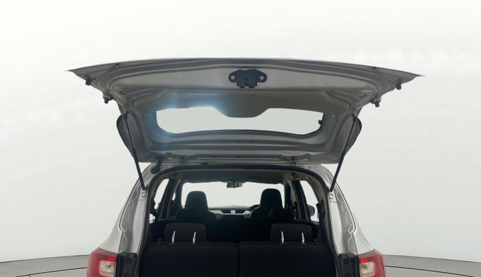 2020 Renault TRIBER RXZ, Petrol, Manual, 30,005 km, Boot Door Open