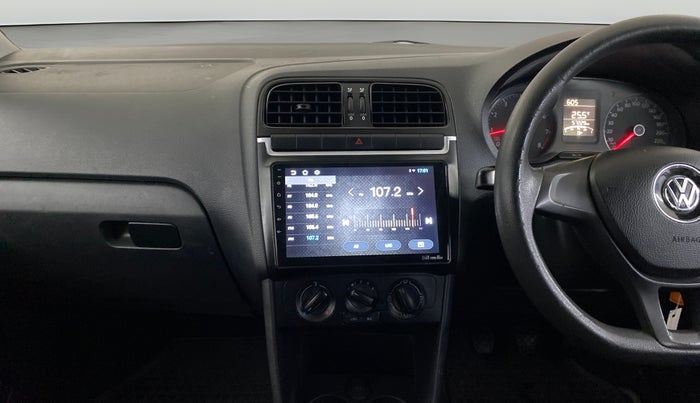 2021 Volkswagen Polo TRENDLINE 1.0L, Petrol, Manual, 57,229 km, Air Conditioner