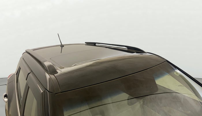 2022 Mahindra XUV300 W8 (O) 1.2 PETROL, Petrol, Manual, 33,154 km, Roof