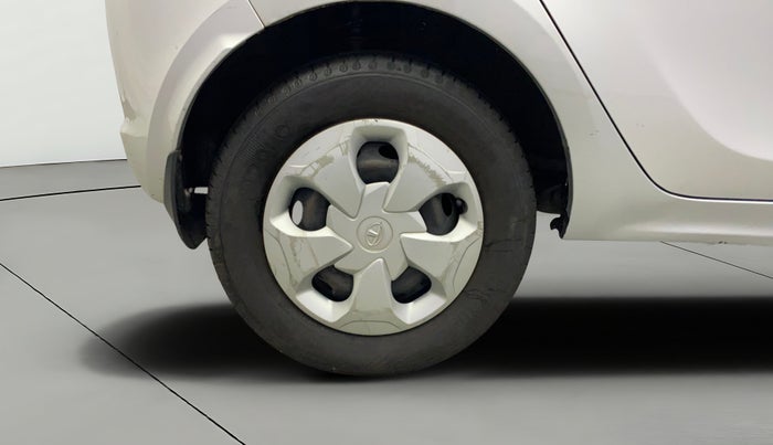 2018 Tata Tiago XT PETROL, Petrol, Manual, 30,617 km, Right Rear Wheel