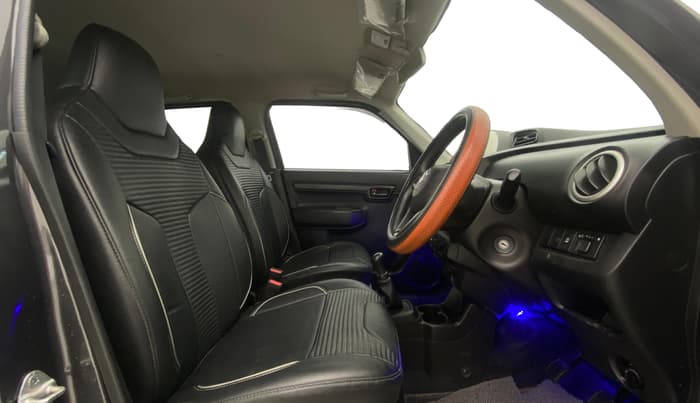 2023 Maruti S PRESSO VXI+, Petrol, Manual, 29,551 km, Right Side Front Door Cabin