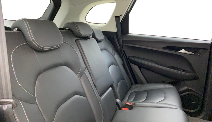 2020 MG HECTOR SHARP 1.5 DCT PETROL, Petrol, Automatic, 39,520 km, Right Side Rear Door Cabin