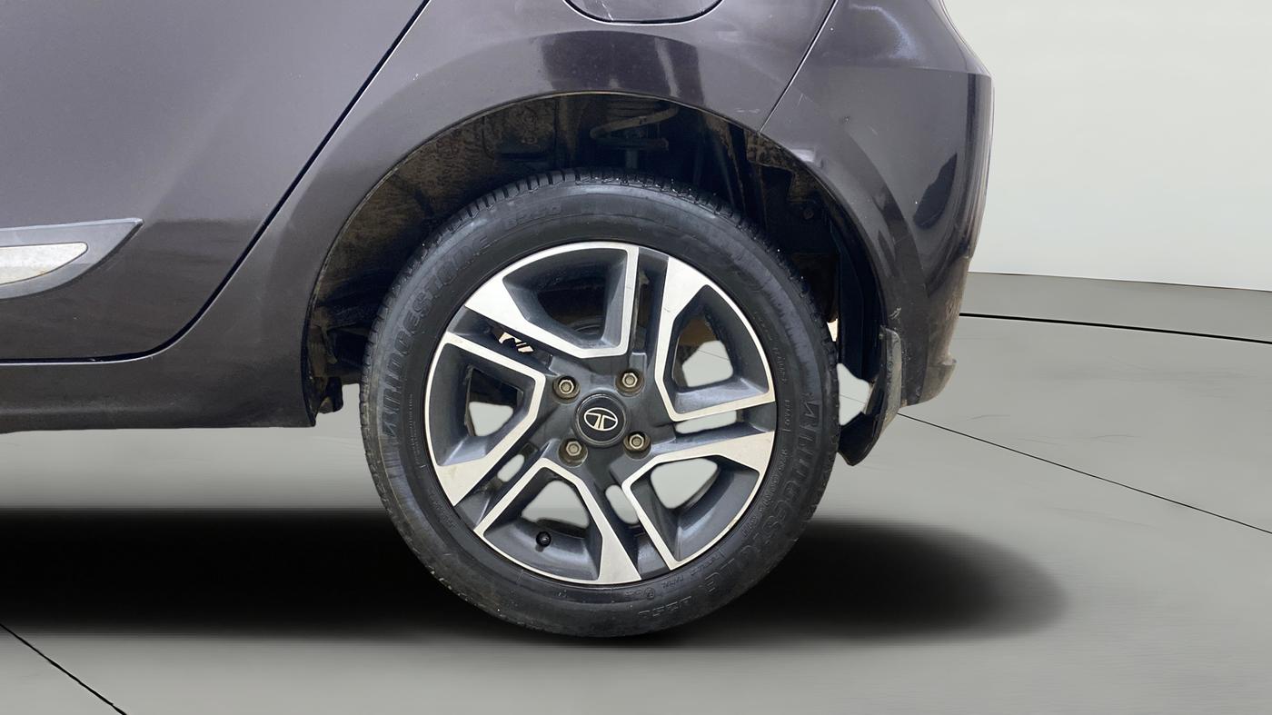 2022 Tata Tiago XZ PLUS PETROL, Petrol, Manual, 45,290 km, Left Rear Wheel