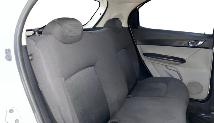 2017 Tata Tiago XZ PETROL, Petrol, Manual, 73,243 km, Right Side Rear Door Cabin